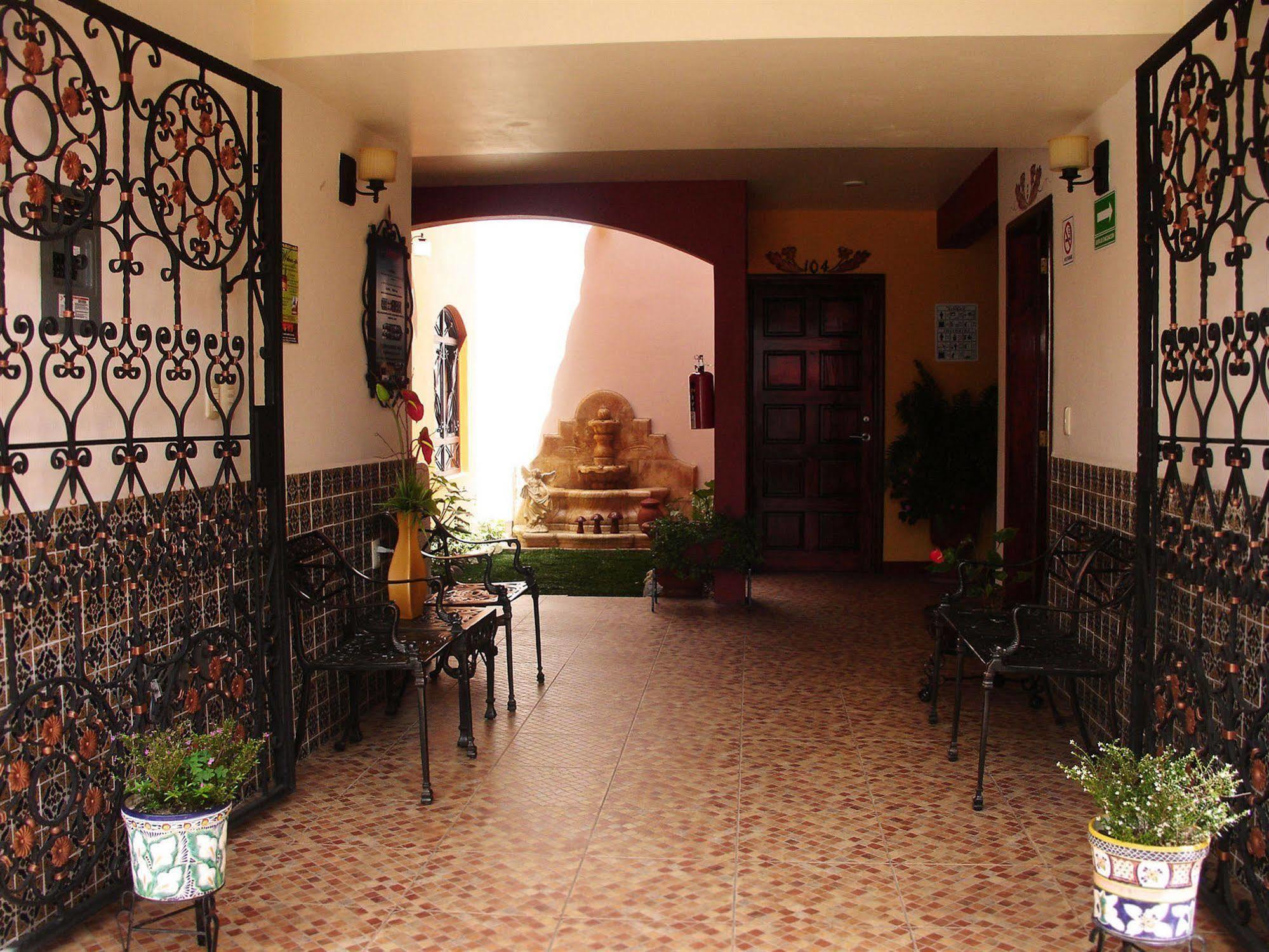 Antigua Curtiduria Hotel Oaxaca ภายนอก รูปภาพ